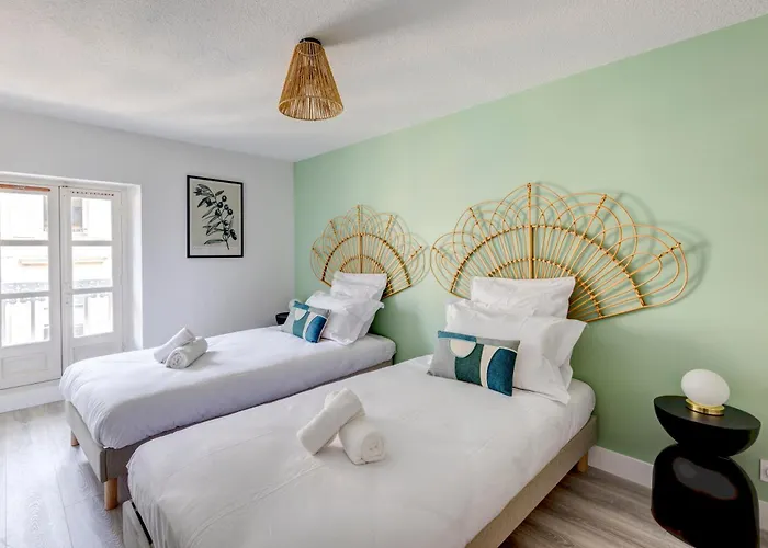 Plein Centre, 2 Chambres, Lumineux, 