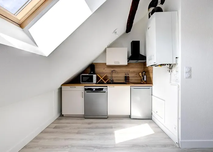 Plein Centre, 2 Chambres, Lumineux, 