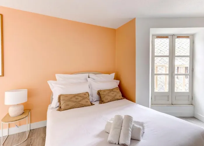 Daire Plein Centre, 2 Chambres, Lumineux, 